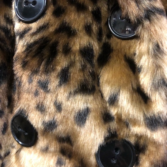 Loft faux fur crop jacket - Picture 3 of 10